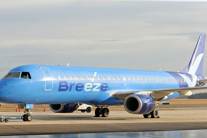 Breeze Airways Has 40% Off Flights Right Now — but You'll Have to Book Soon