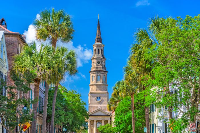 Fly to Charleston, Savannah, Orlando, and More Starting at $29 With Breeze's Black Friday Sale