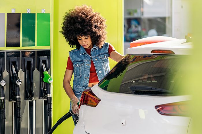 Gas Prices Across the U.S. Are the Lowest They've Been in 3 Years — Just In Time for Holiday Road Trips